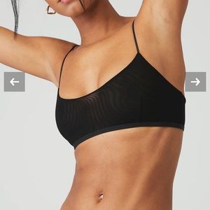NWT Alo Yoga Venus Airmesh Bralette